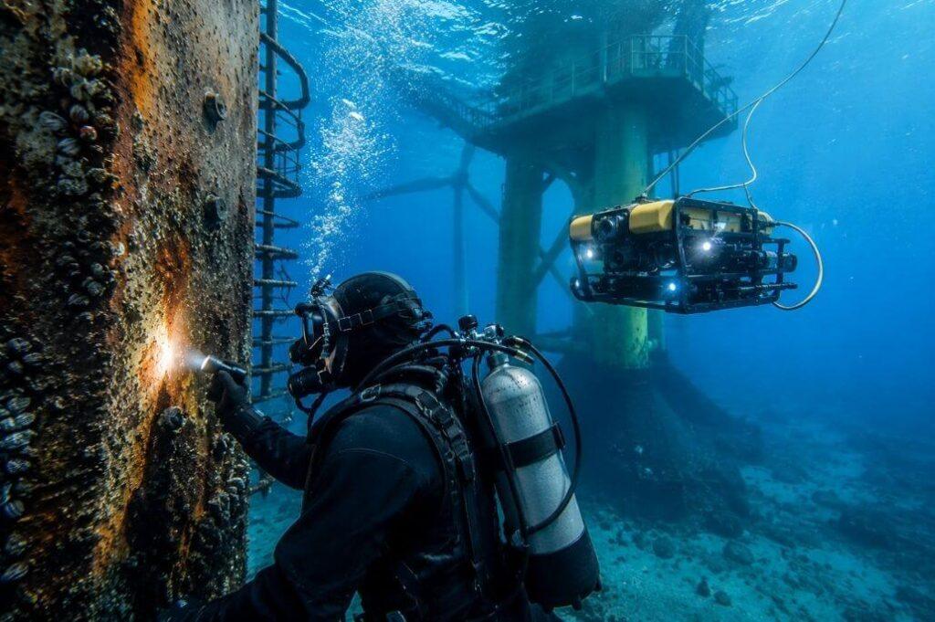 mantenimiento-entornos-acuaticos-tecnologia-rov
